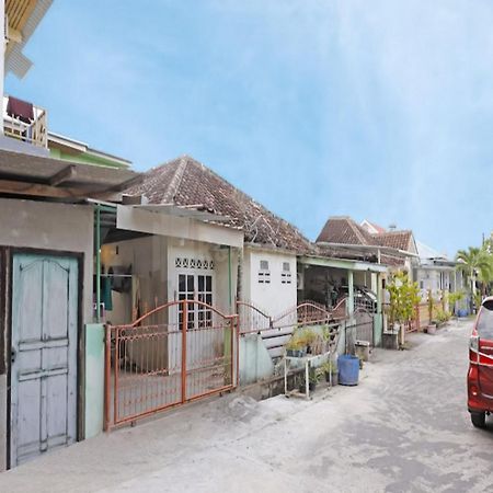 Wisma Pinggir Mitra Reddoorz Tanjung Pinang Exteriér fotografie